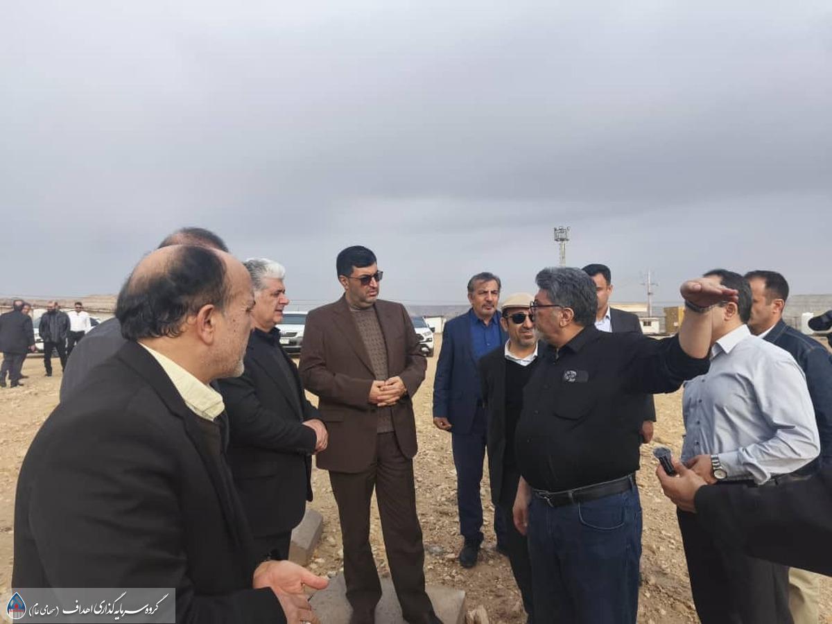 بازدید مدیرعامل گروه سرمایه‌گذاری اهداف از مخازن ذخیره نفت قشم 